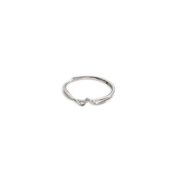 Sleek Spiral Line Open Ring